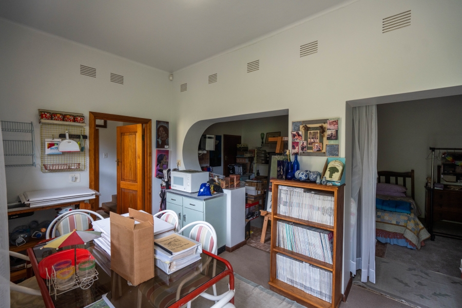 7 Bedroom Property for Sale in West Beach Eastern Cape